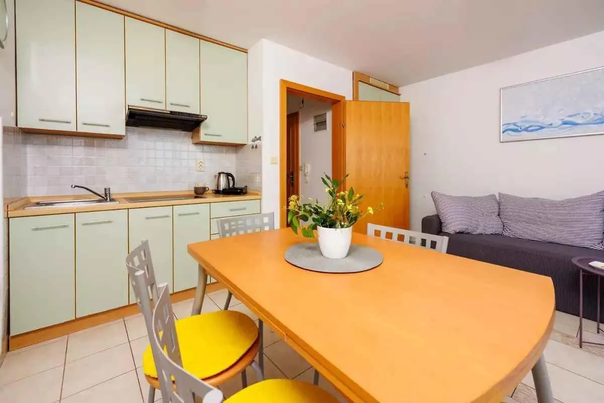 Apartment In Dramalj 45910 Croatia